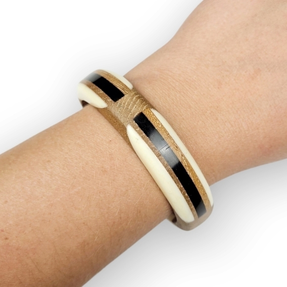 VINTAGE Mod Bangle Bracelet Colorblock Bovine Bone Horn Wood Geometric ~8.25" - Picture 10 of 10